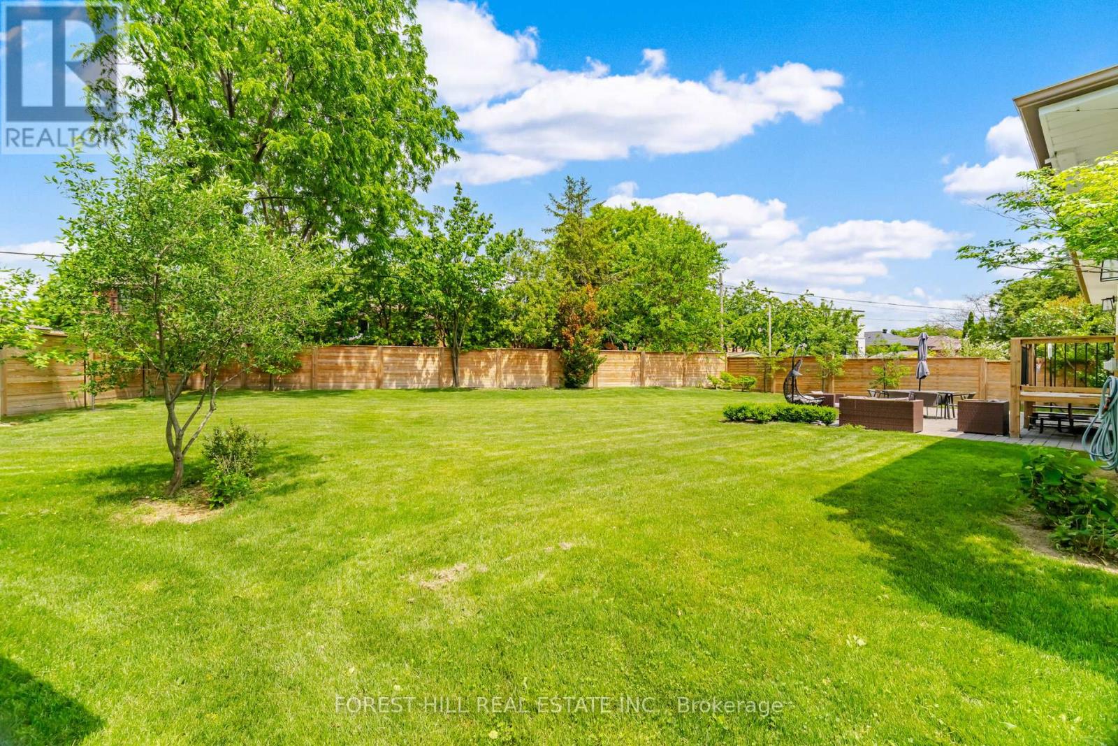 20 SILVERHILL DRIVE
