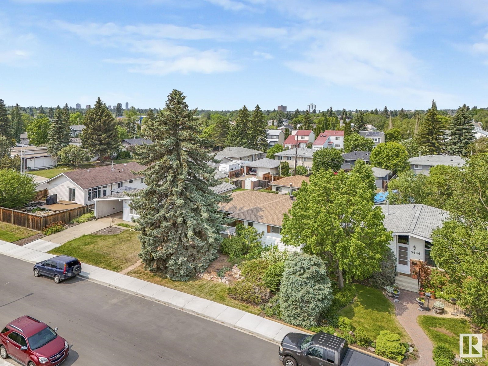 5408 92A AV NW