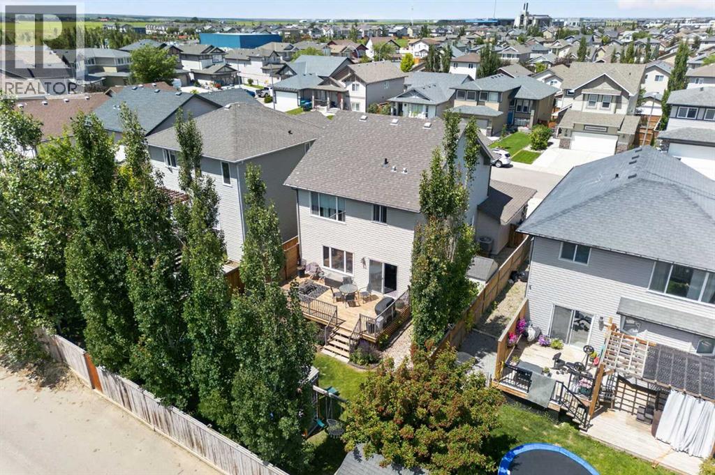 318 Twinriver Road W