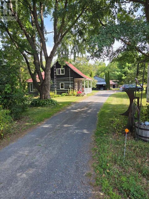 2828 CON.10 N Mississippi Mills ON K0A2X0