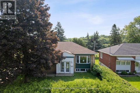 118 QUEEN STREET Newmarket (Central Newmarket) ON L3Y2E8