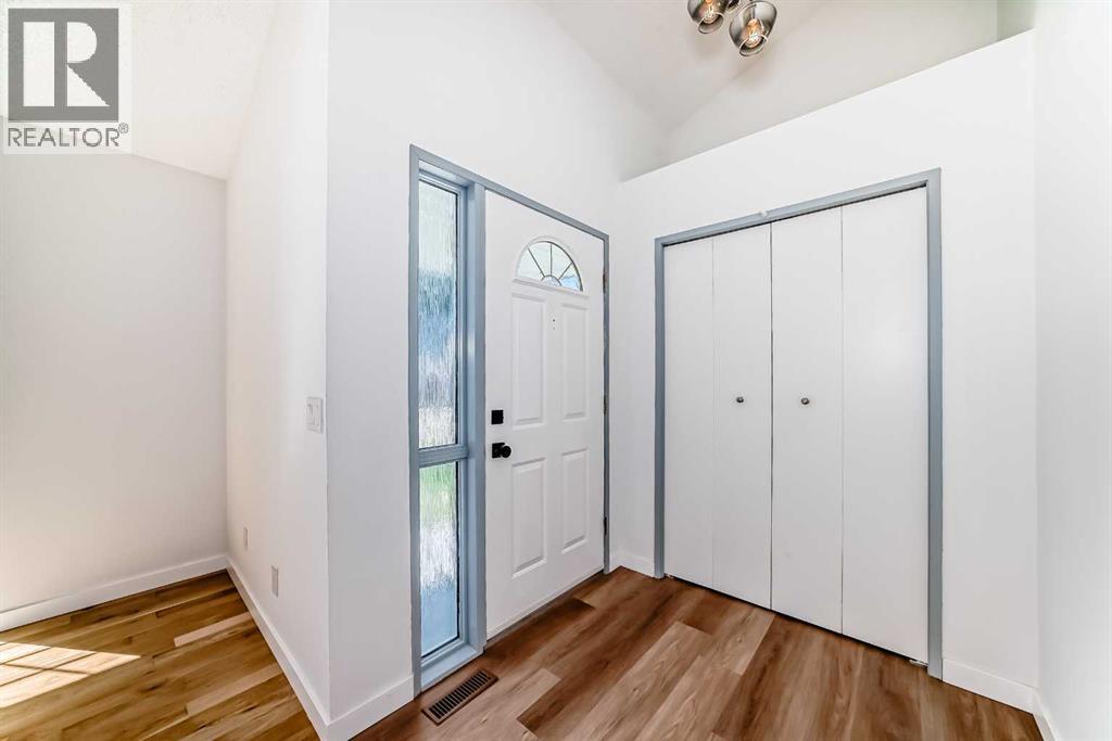 183 Applefield Close SE