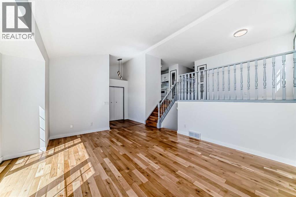 183 Applefield Close SE