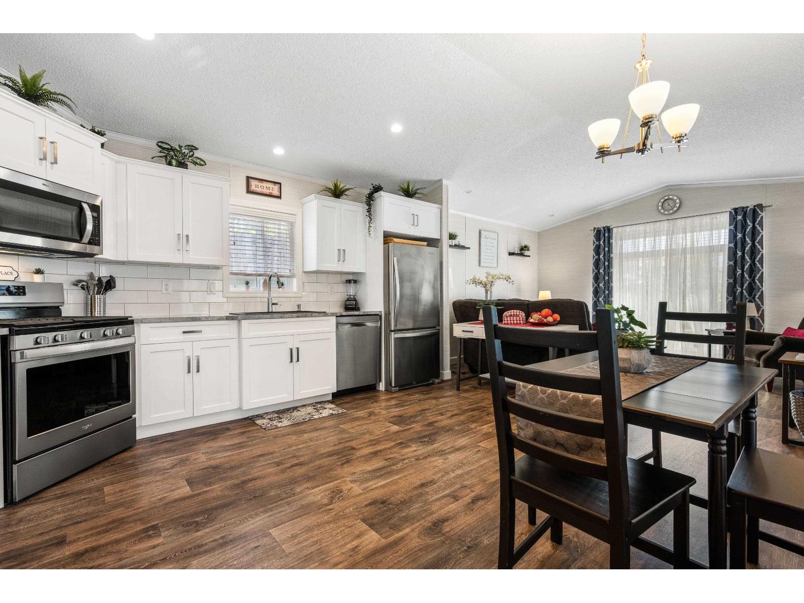 26 6035 VEDDER ROAD|Sardis South