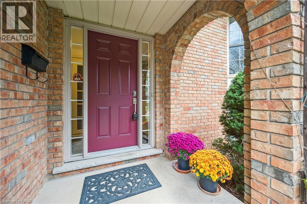 29 SHADYBROOK Crescent