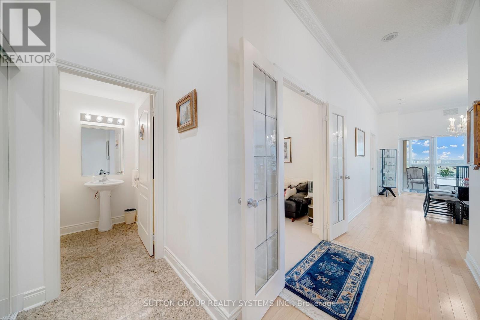 UPH 2 - 8 REAN DRIVE