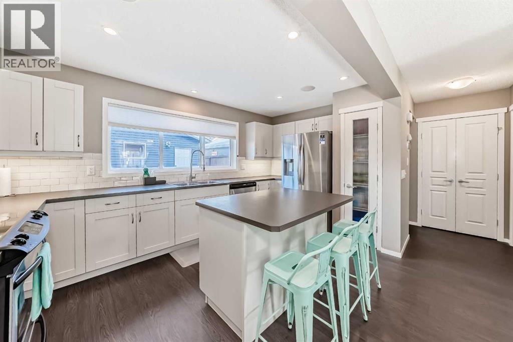 145 River Heights Crescent