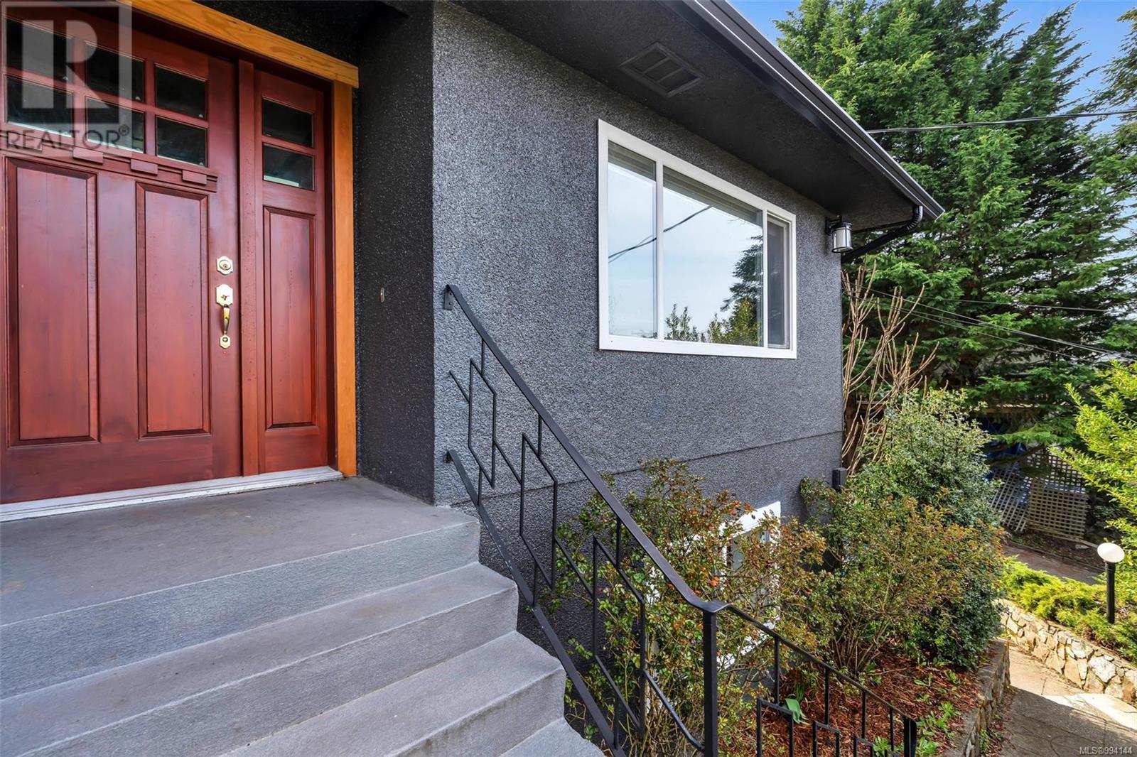 4087 Carey Rd