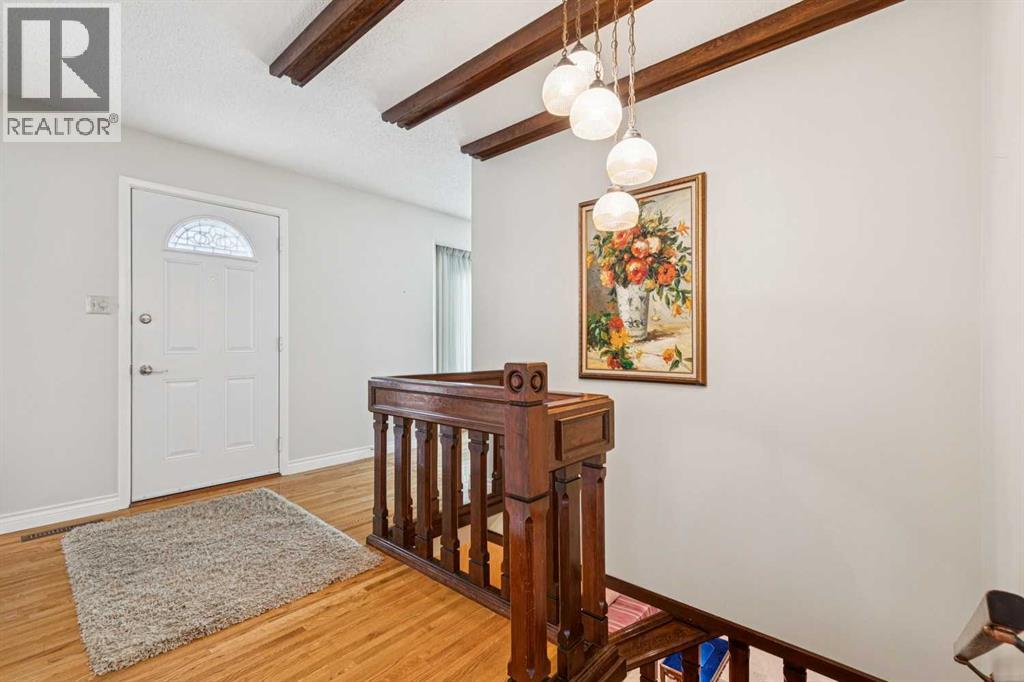 2432 Paliswood Road SW