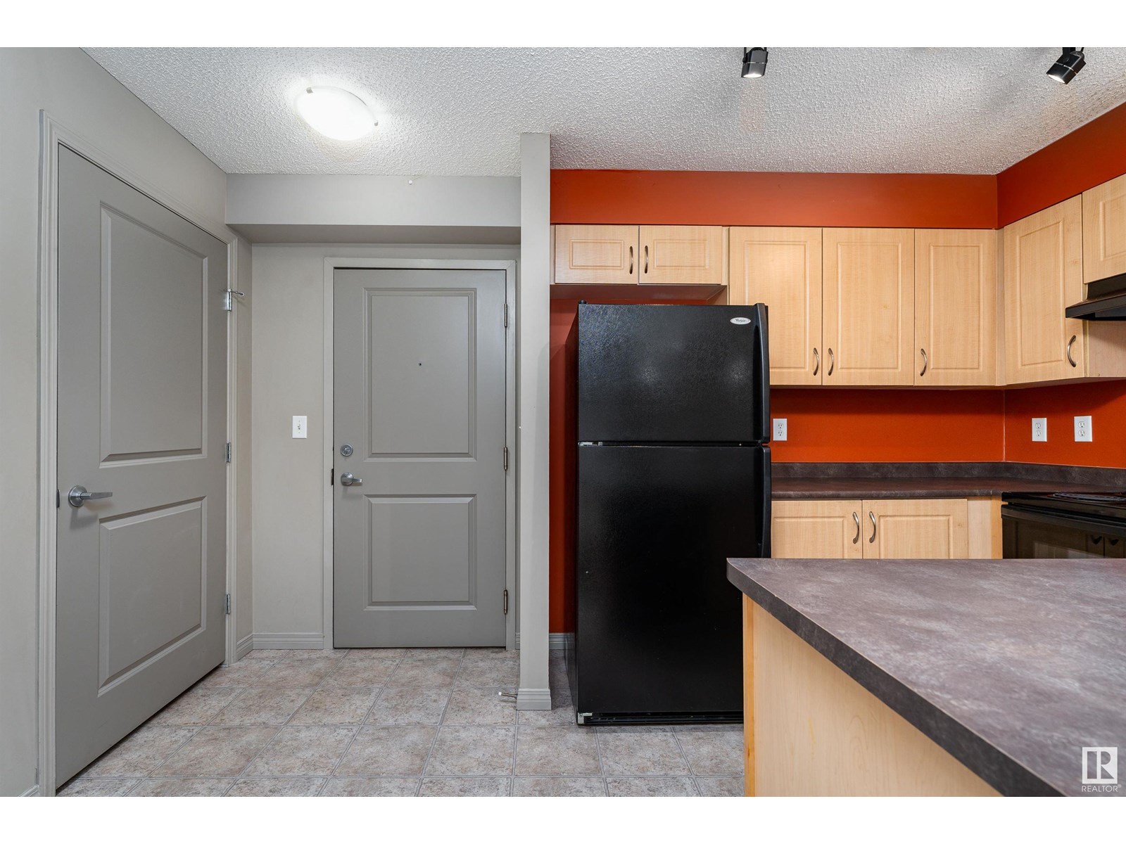 #115 11441 ELLERSLIE RD SW