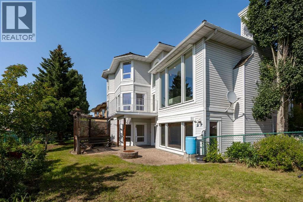 21 Douglas Woods Manor SE