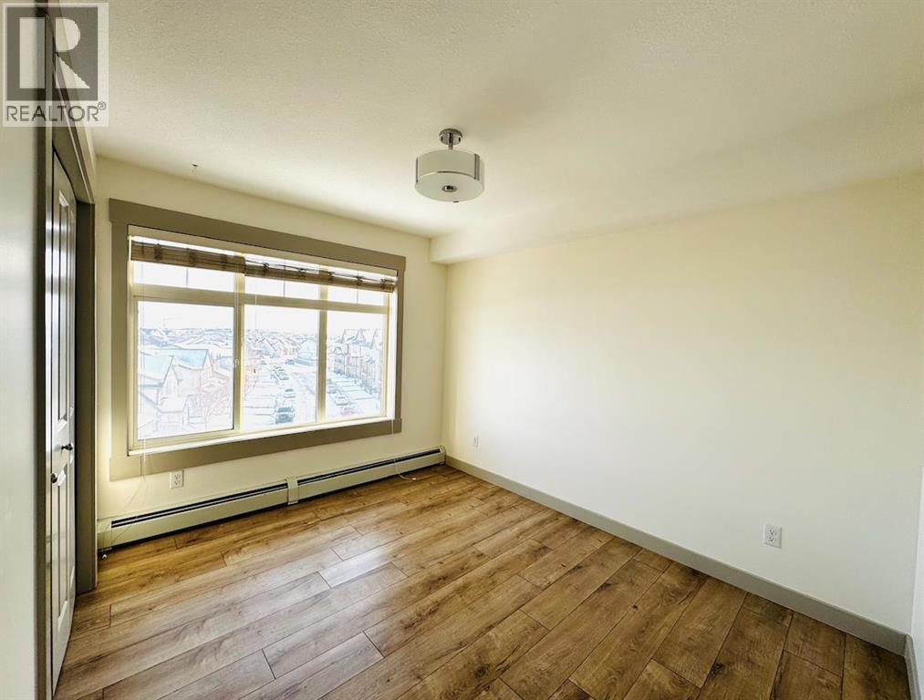 6406, 155 Skyview Ranch Way NE