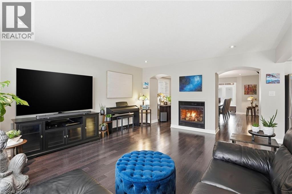 27 BARRETT Avenue