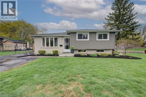 126 WEBSTER Street New Hamburg ON N3A1W7