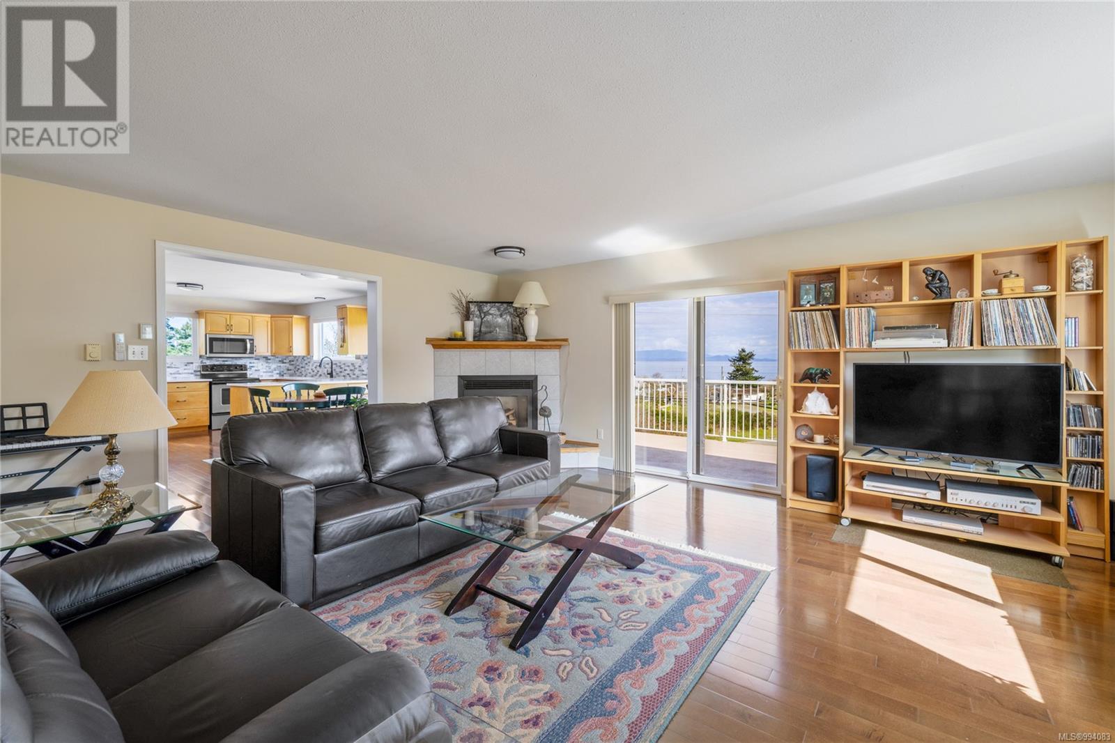 3021 Raymur Pl