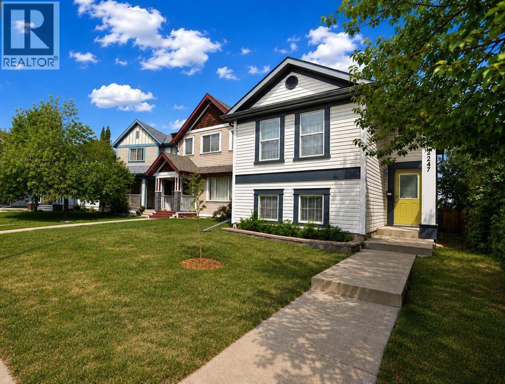 247 Copperfield Heights SE