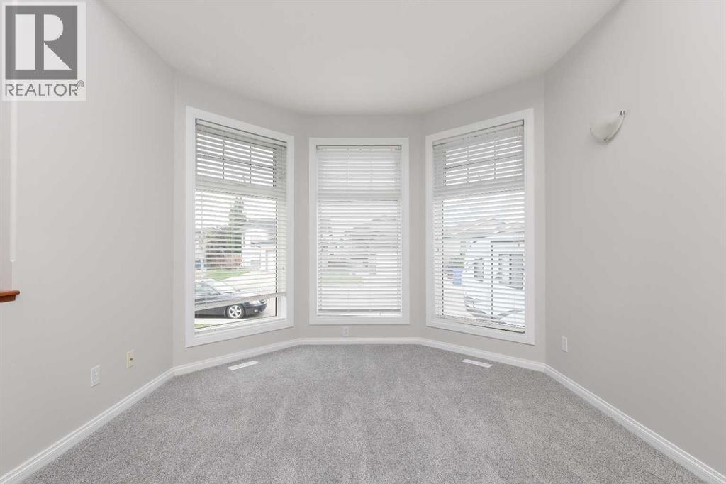 670 Blackfoot Terrace W