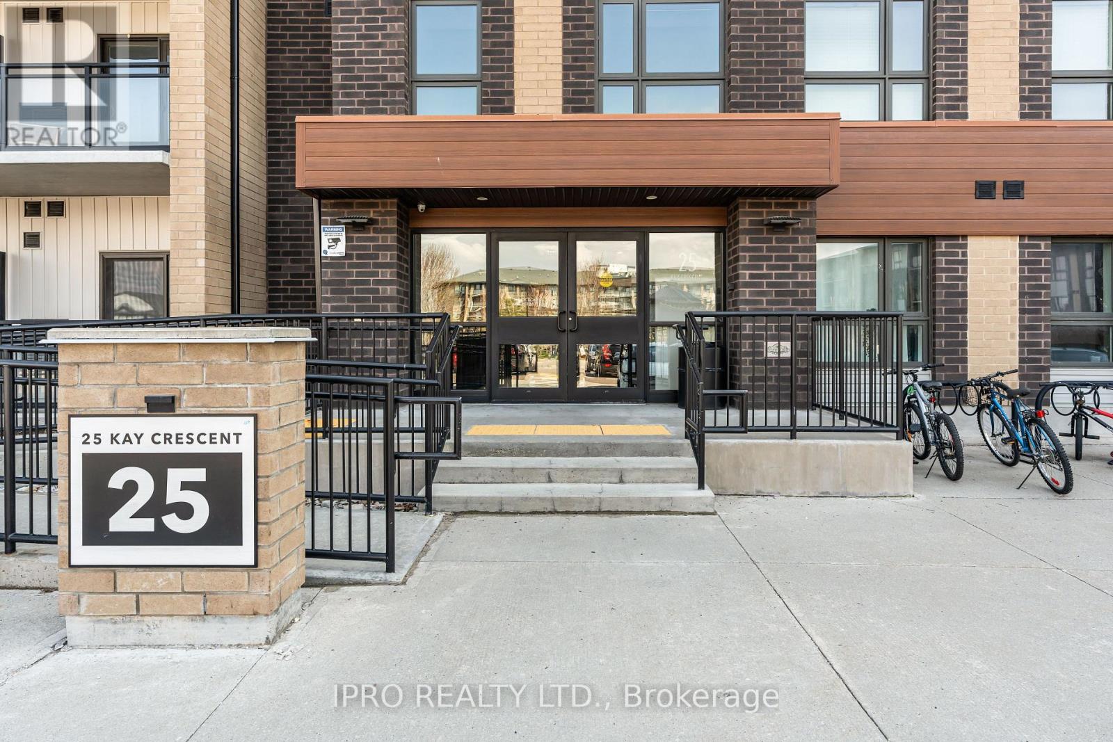 LL12 - 25 KAY CRESCENT