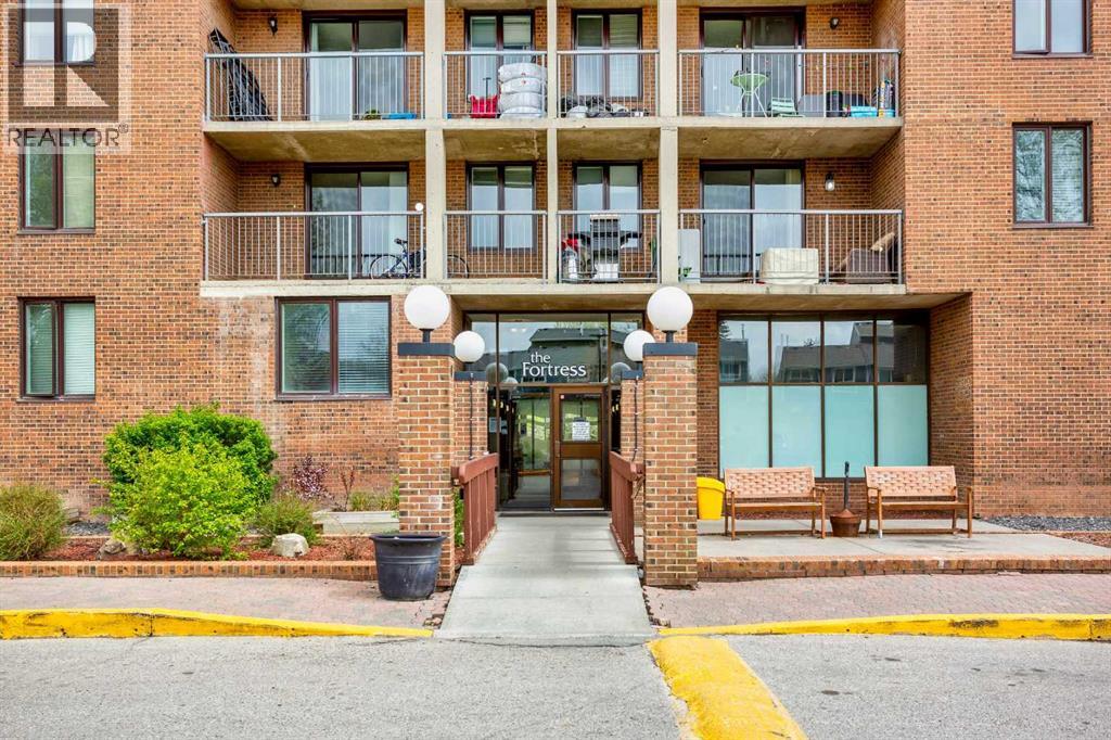 208, 4944 Dalton Drive NW