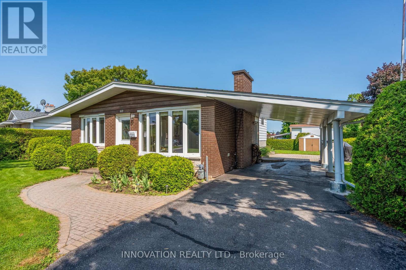 40 HADLEY CIRCLE
