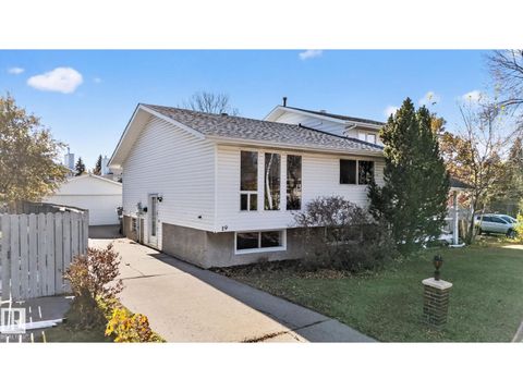 19 PRINCETON CR St. Albert AB T8N4V3