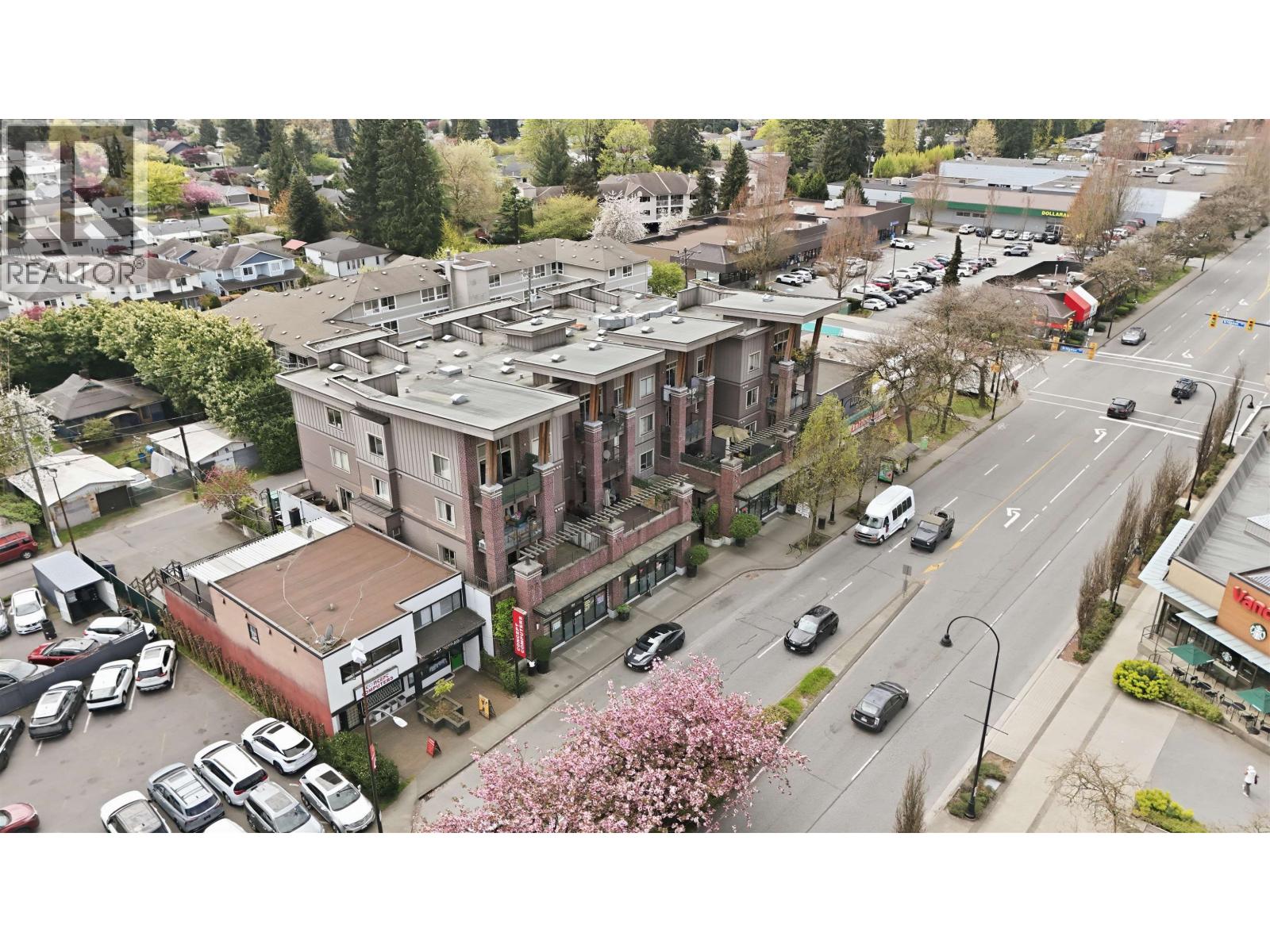 204 1273 MARINE DRIVE