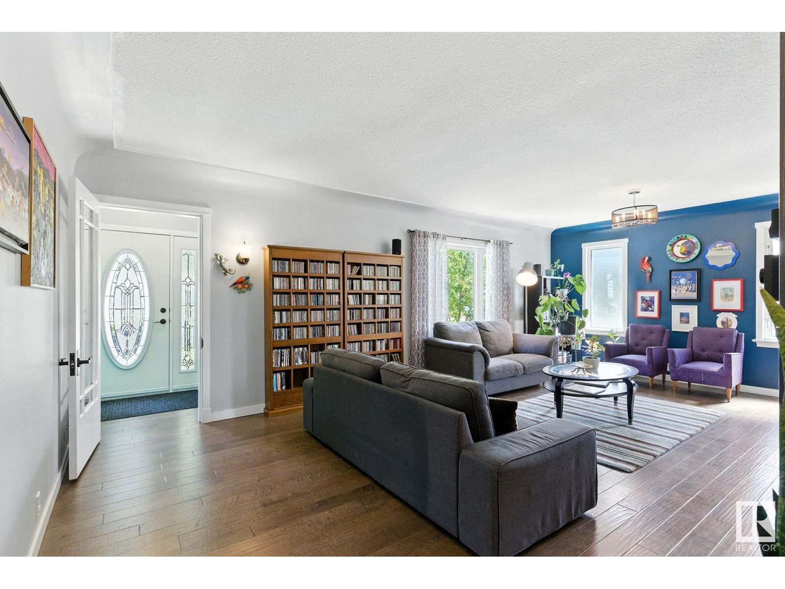 11204 61 ST NW