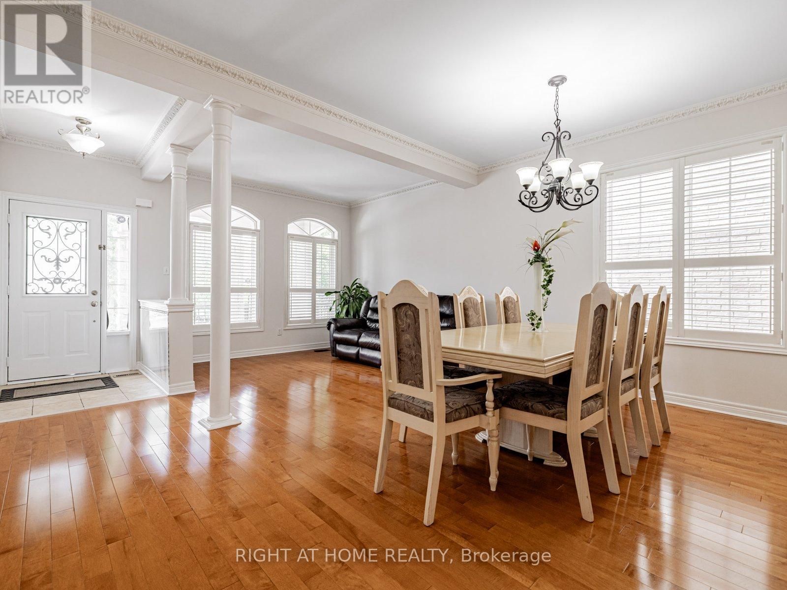 34 DESTINO CRESCENT