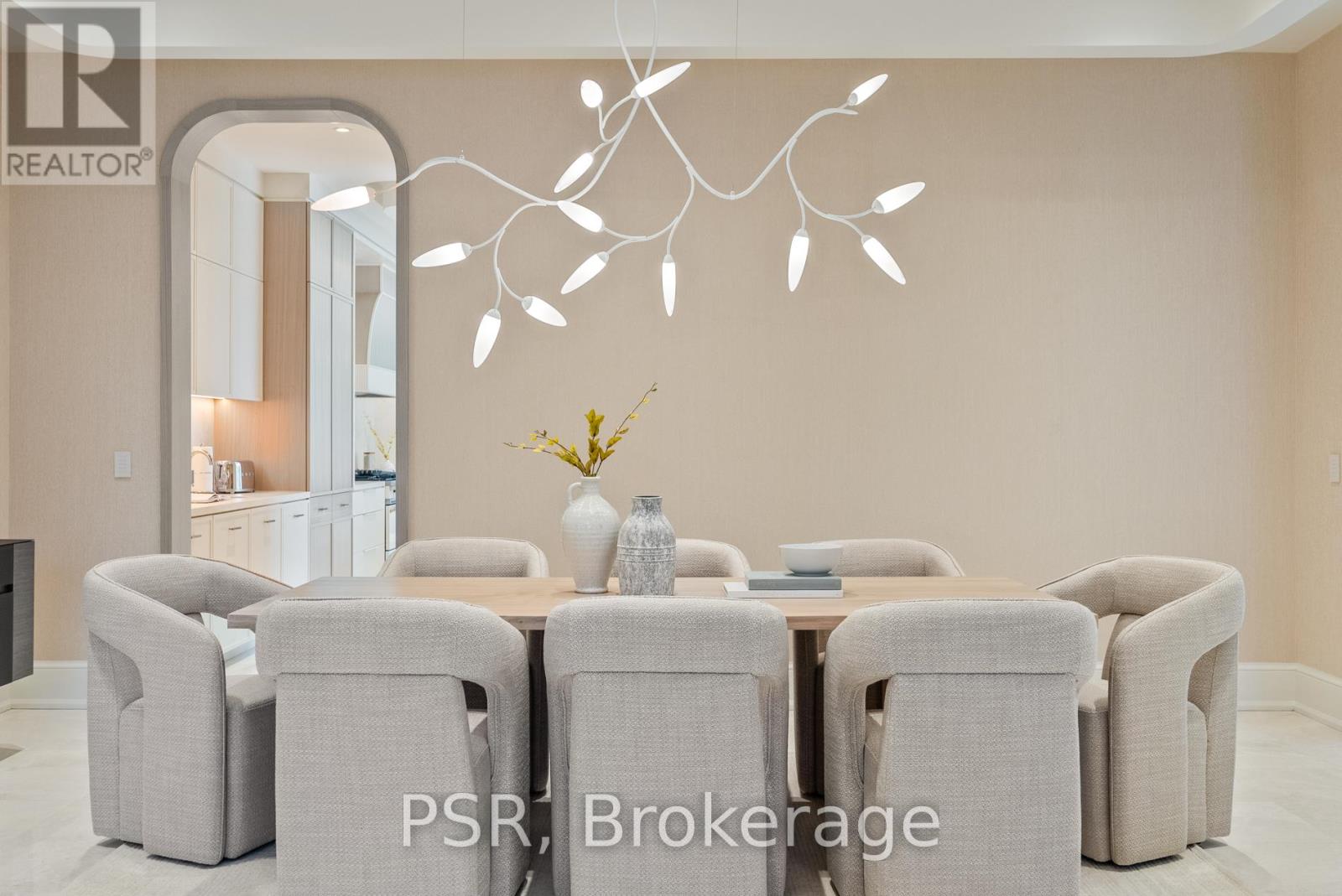 84 OLD FOREST HILL ROAD