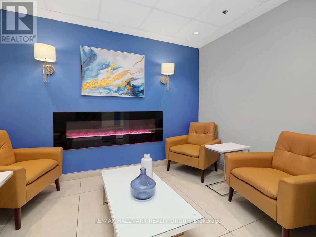 1005 - 158A MCARTHUR AVENUE