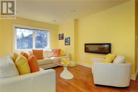 1865 Quamichan St Victoria BC V8S2B7