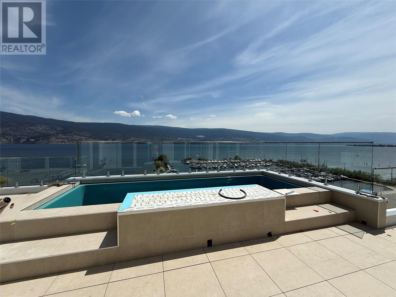 13415 Lakeshore Drive S Unit# PH2 (602)
