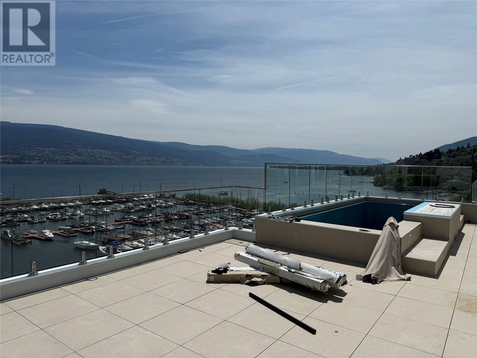 13415 Lakeshore Drive S Unit# PH2 (602)