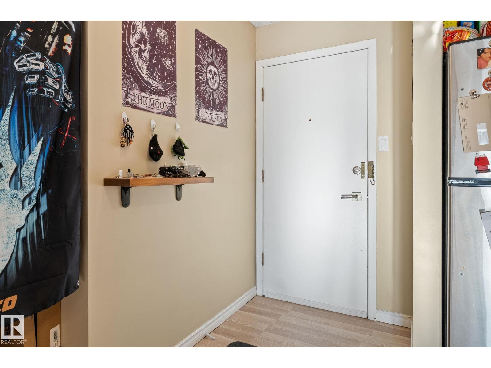 #202 2904 139 AV NW