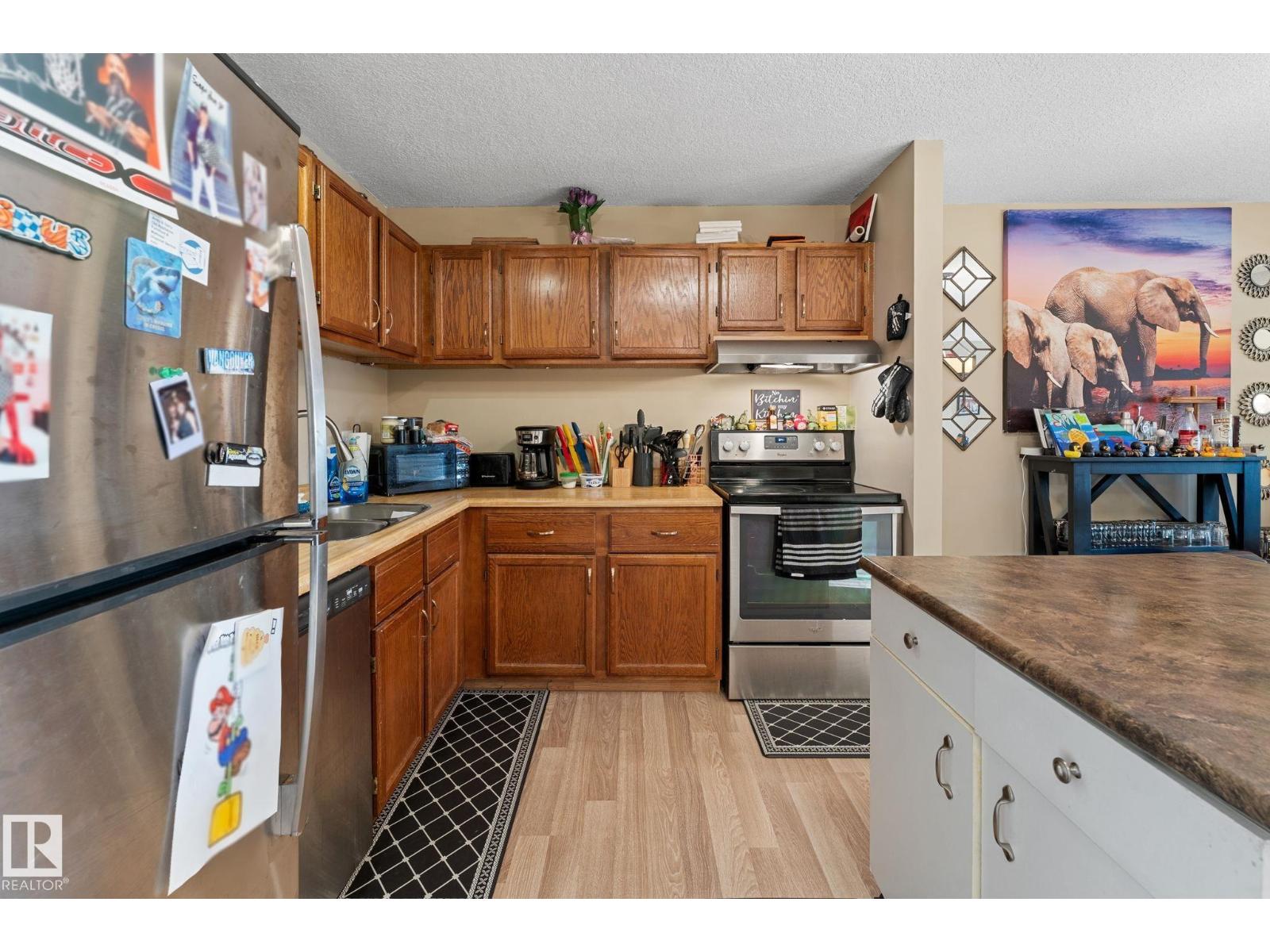 #202 2904 139 AV NW