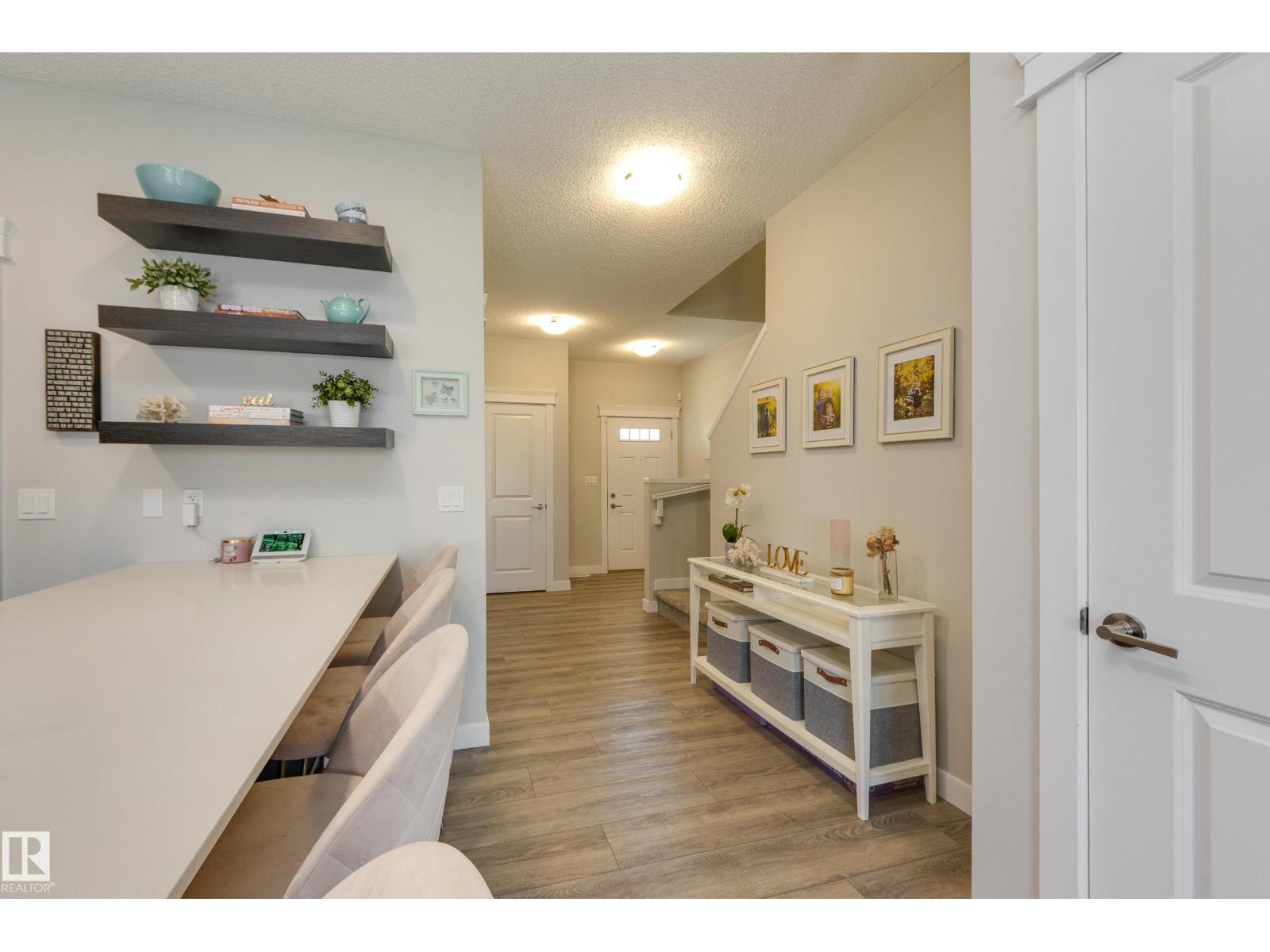 9932 223 ST NW NW