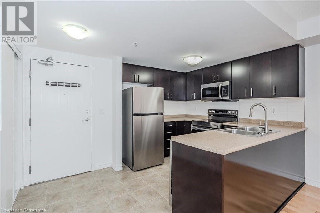 41 GOODWIN Drive Unit# 202