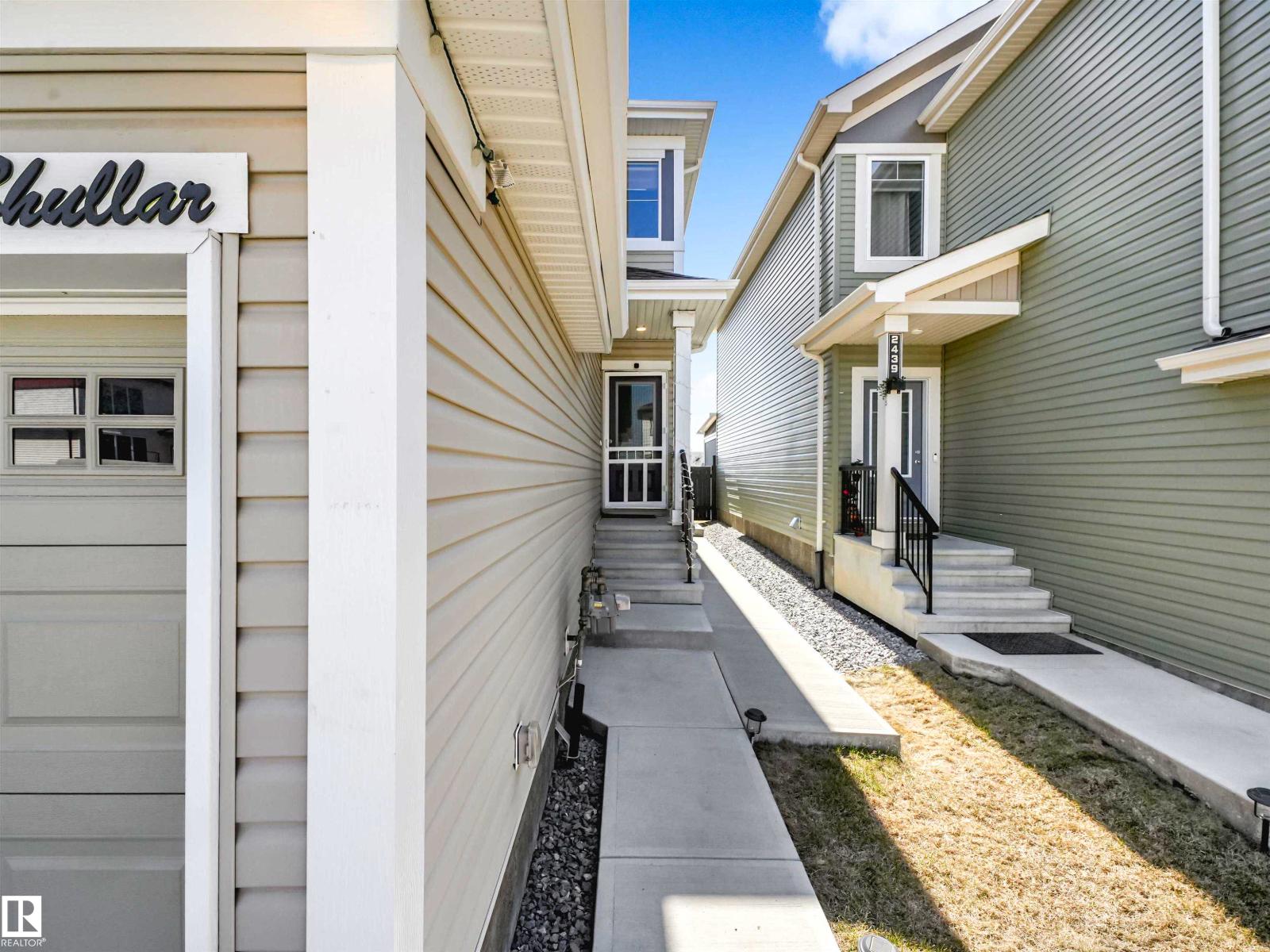 2435 12 AV NW