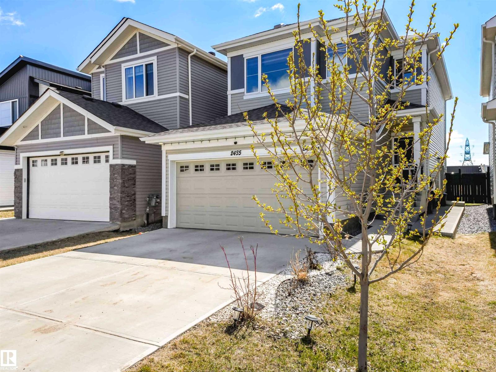 2435 12 AV NW