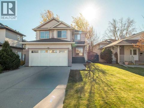 425 FAIRMONT Boulevard S Lethbridge AB T1K7G2