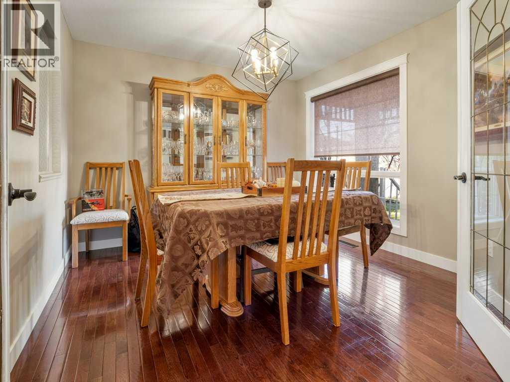 425 FAIRMONT Boulevard S