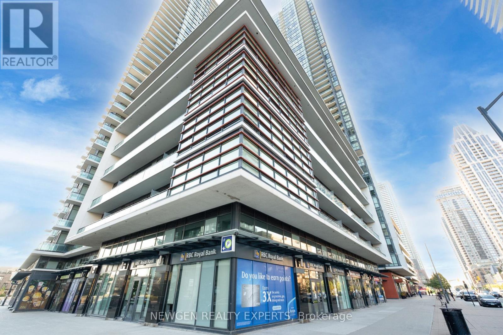 2908 - 4070 CONFEDERATION PARKWAY