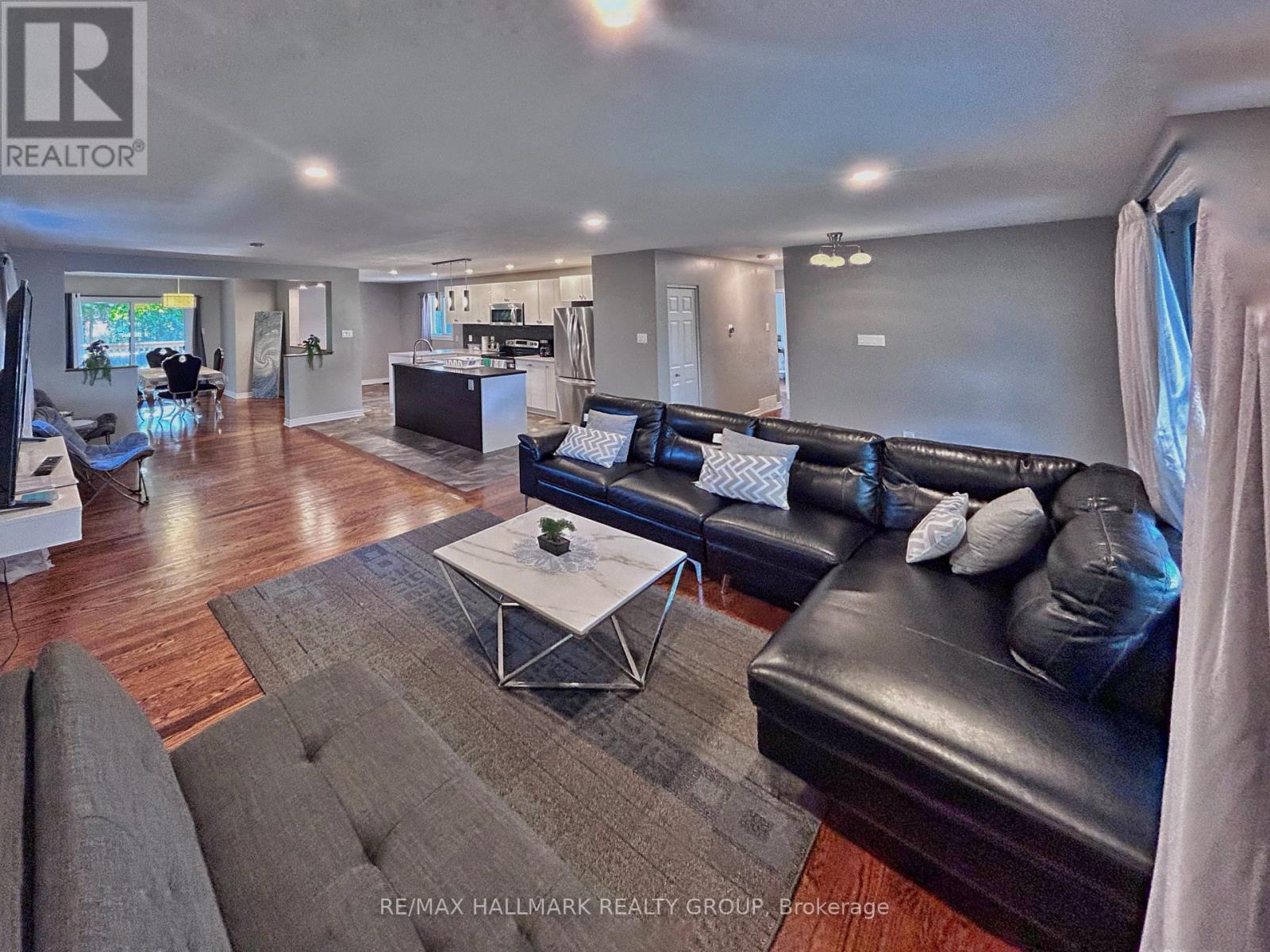 18 FOREST PARK AVENUE