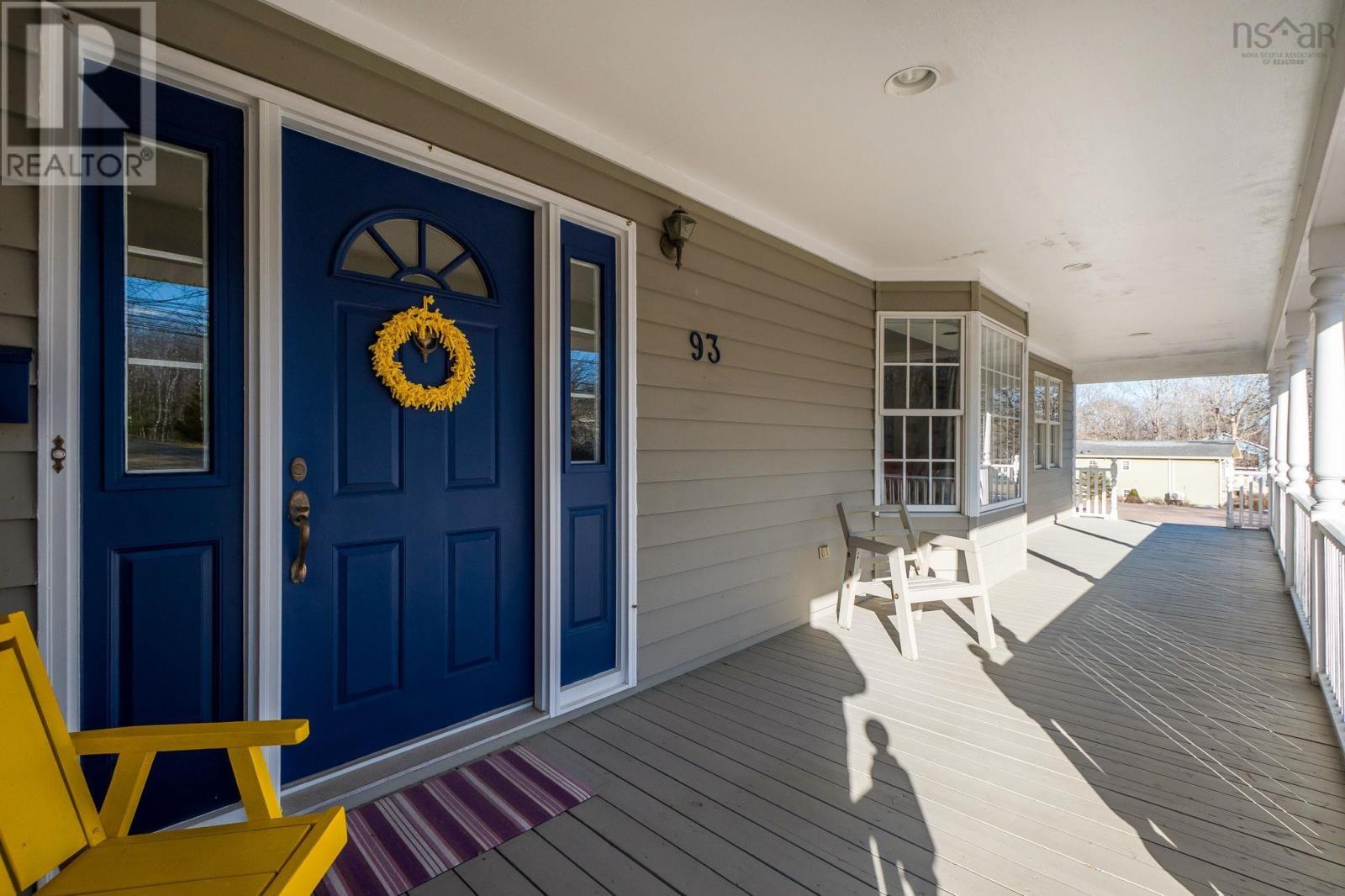 93 Fraser Road