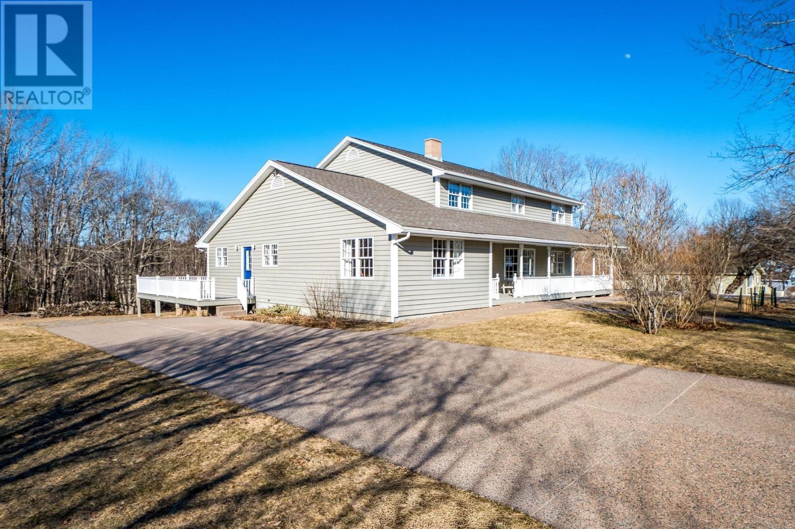 93 Fraser Road