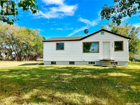 209 4th AVENUE E Coleville SK S0L0K0