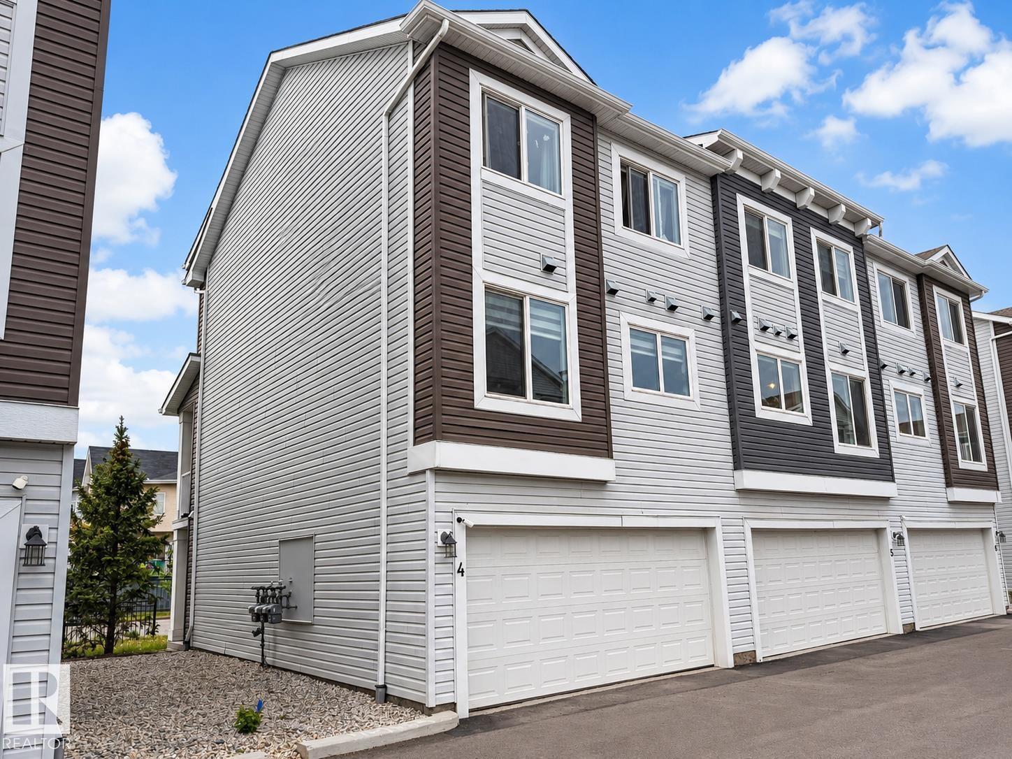 #4 16335 84 ST NW