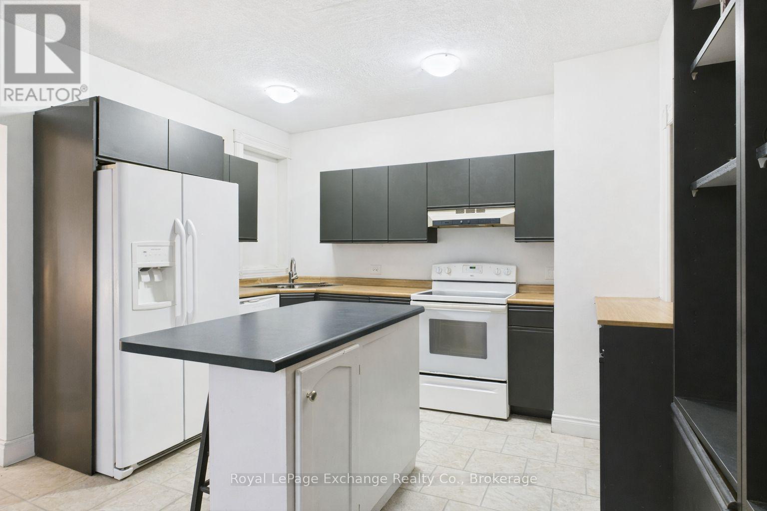 461/463 PRINCES STREET S