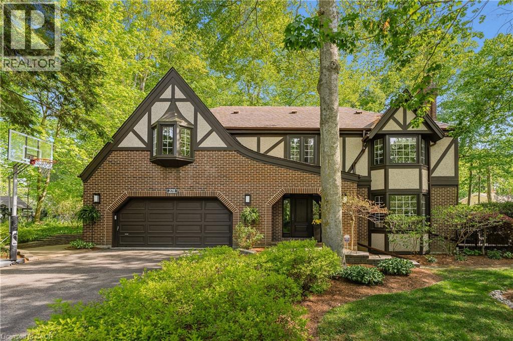 370 GREEN ACRES Drive