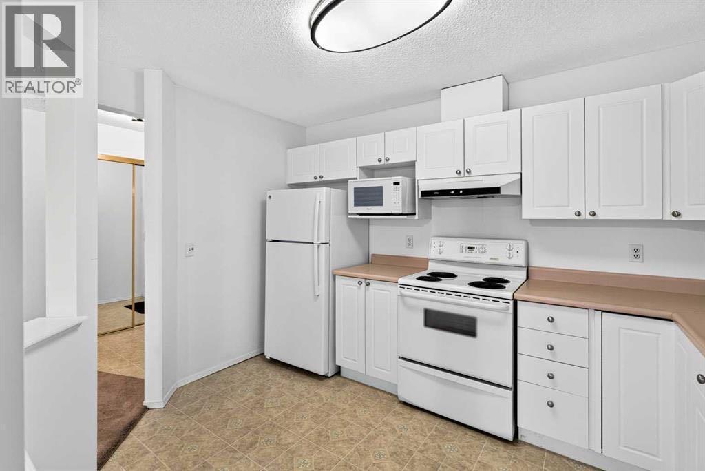 3205, 3000 Sienna Park Green SW